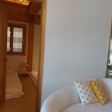 Gyeongju Hanok Sohwa Екстер'єр фото