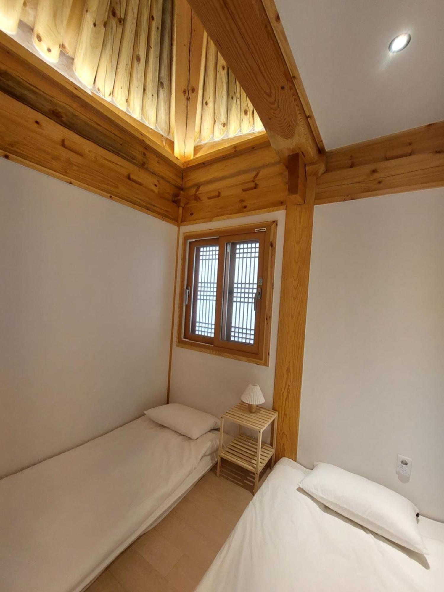 Gyeongju Hanok Sohwa Екстер'єр фото